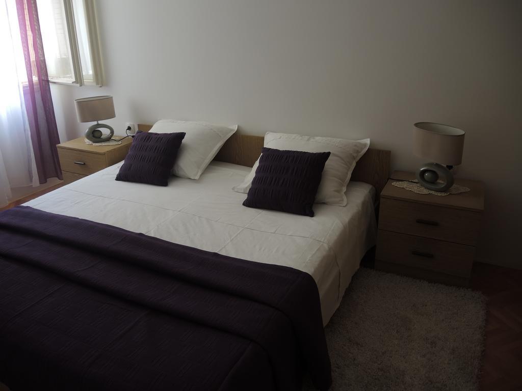 Apartment In Centre For 7 Split Room photo